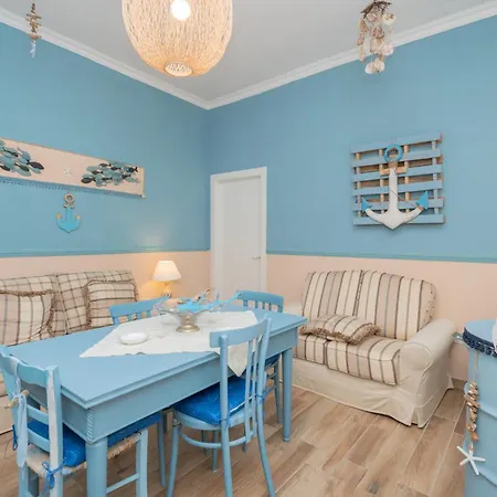 La Bouganville House Apartmán *