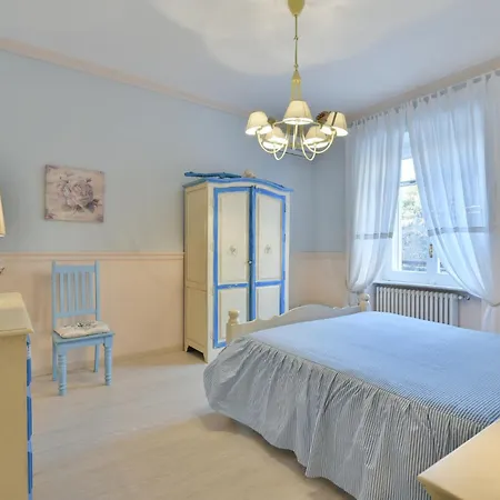 La Bouganville House Apartmán *