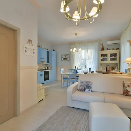 Apartment La Bouganville Holiday House *