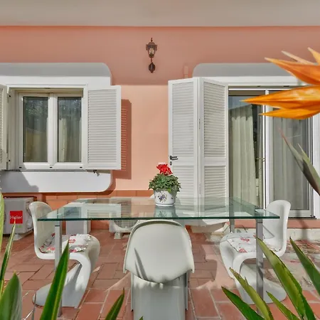 La Bouganville House