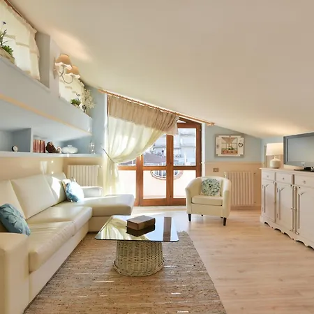 La Bouganville House